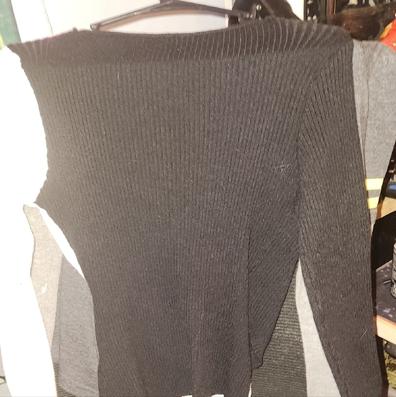 About A Girl V-Neck Black and White Sweater - Picture 2 of 3